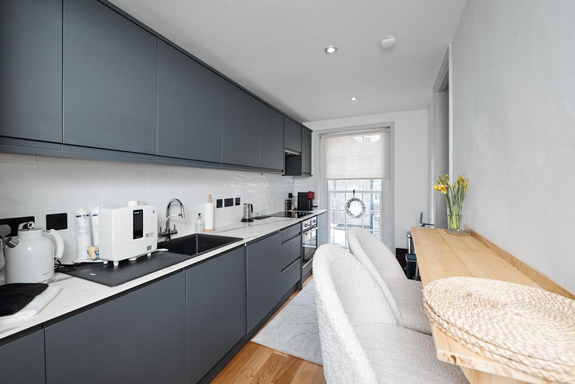 Family Flat With 3 Bedrooms Close To Hyde Park And Oxford Street